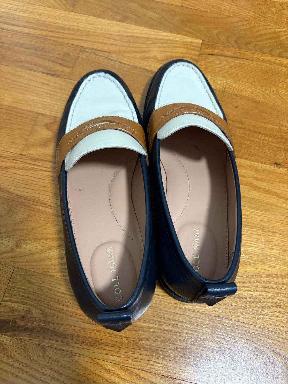 Cole Haan Women's Stassi Penny Loafers in Navy Ivy Pecan sz 8.5 - Picture 10 of 12